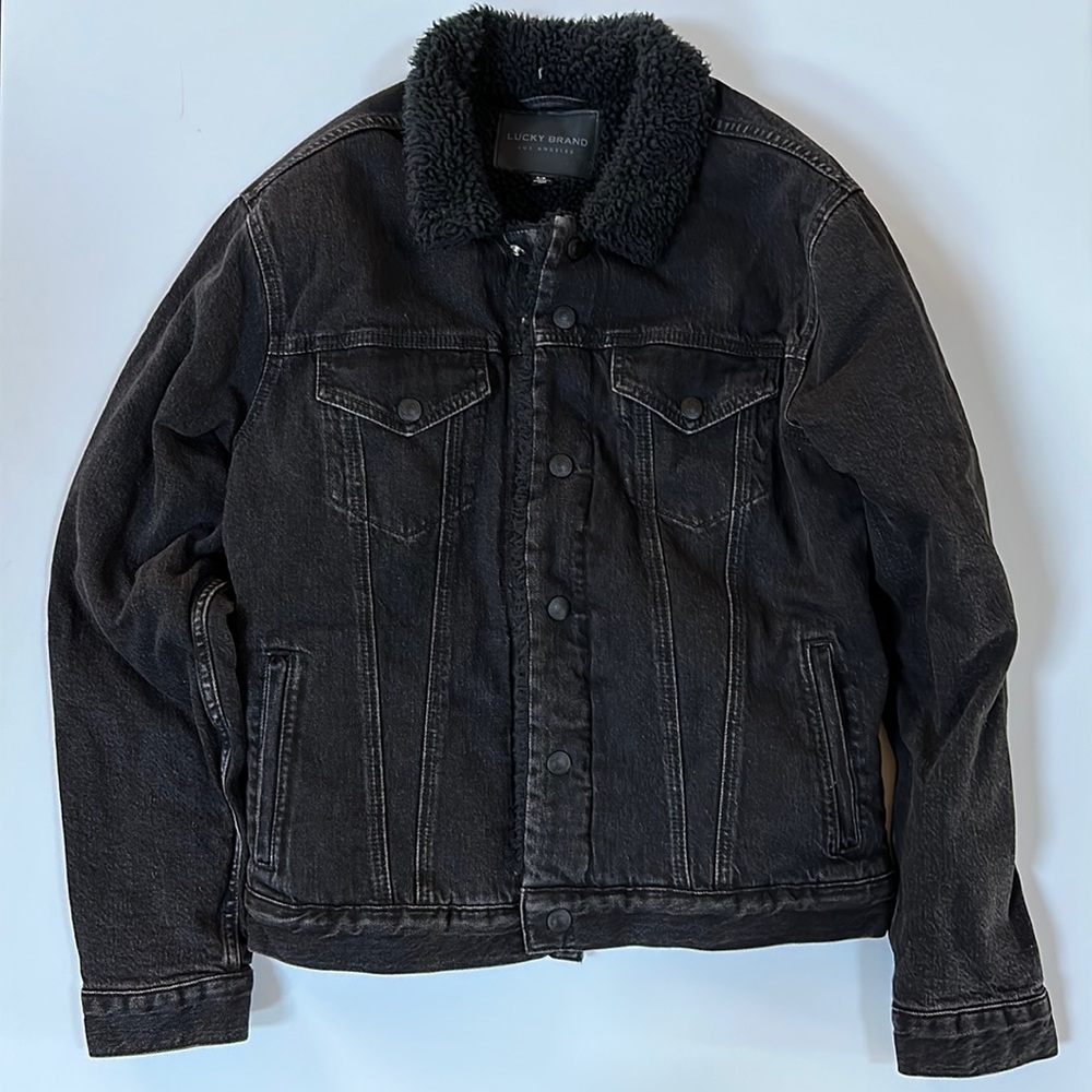 New with tag Lucky Brand Faux Shearling Lined Denim Trucker Jacket size S